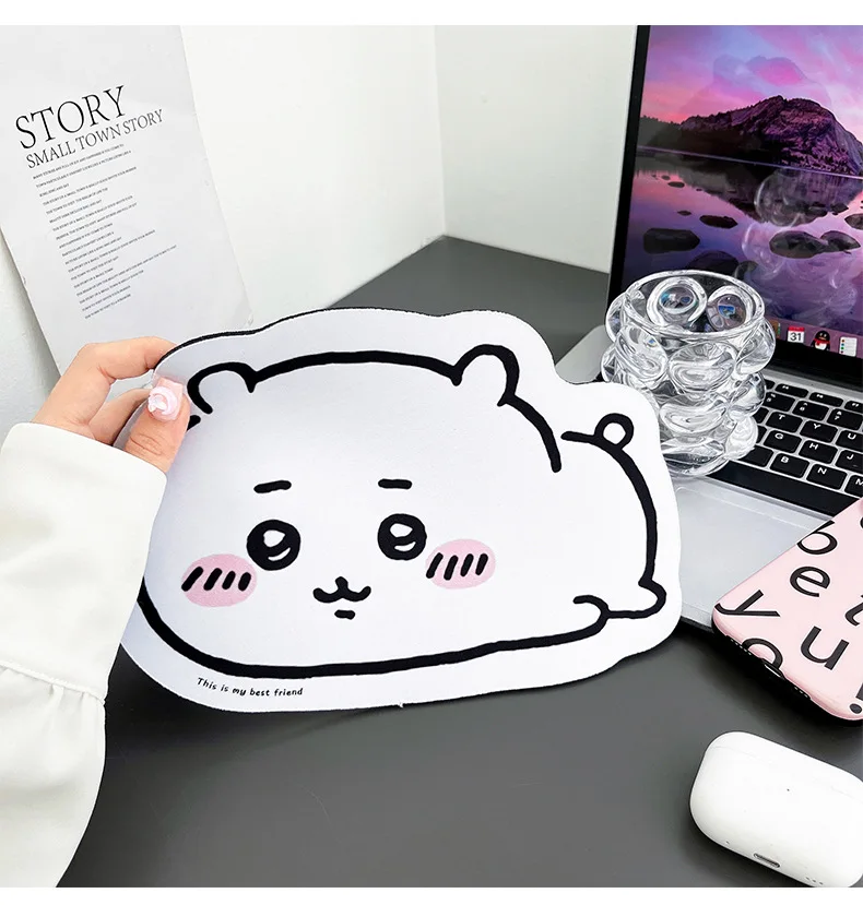 Chiikawa Cartoon Jiyi Usagi Ha - Desk Mat Leather ulasan dan harga